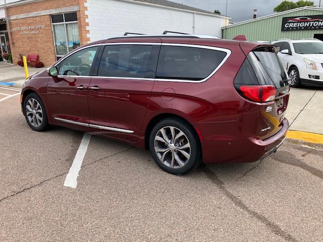 Chrysler Pacifica Limited 2018
