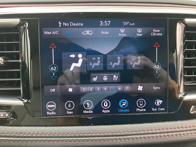 Chrysler Pacifica Limited 2018