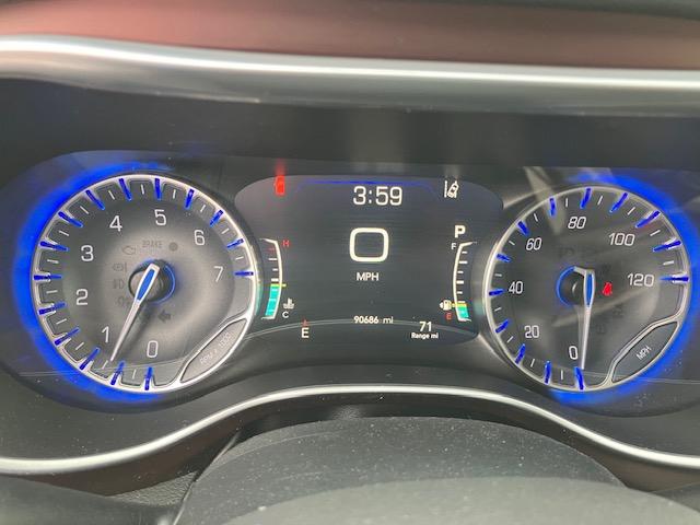 Chrysler Pacifica Limited 2018