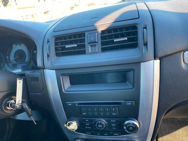 Ford Fusion I4 SE 2011