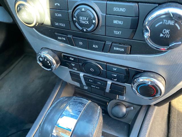 Ford Fusion I4 SE 2011