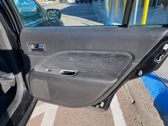 Ford Fusion I4 SE 2011