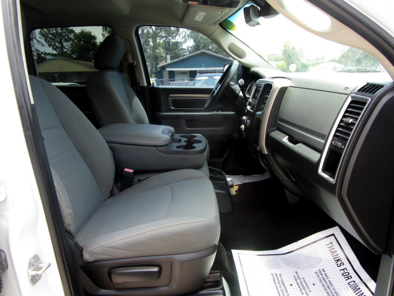 RAM 2500 SLT Crew Cab SWB 2WD 2016 RAM 2500 SLT Crew Cab SWB 2WD 2016