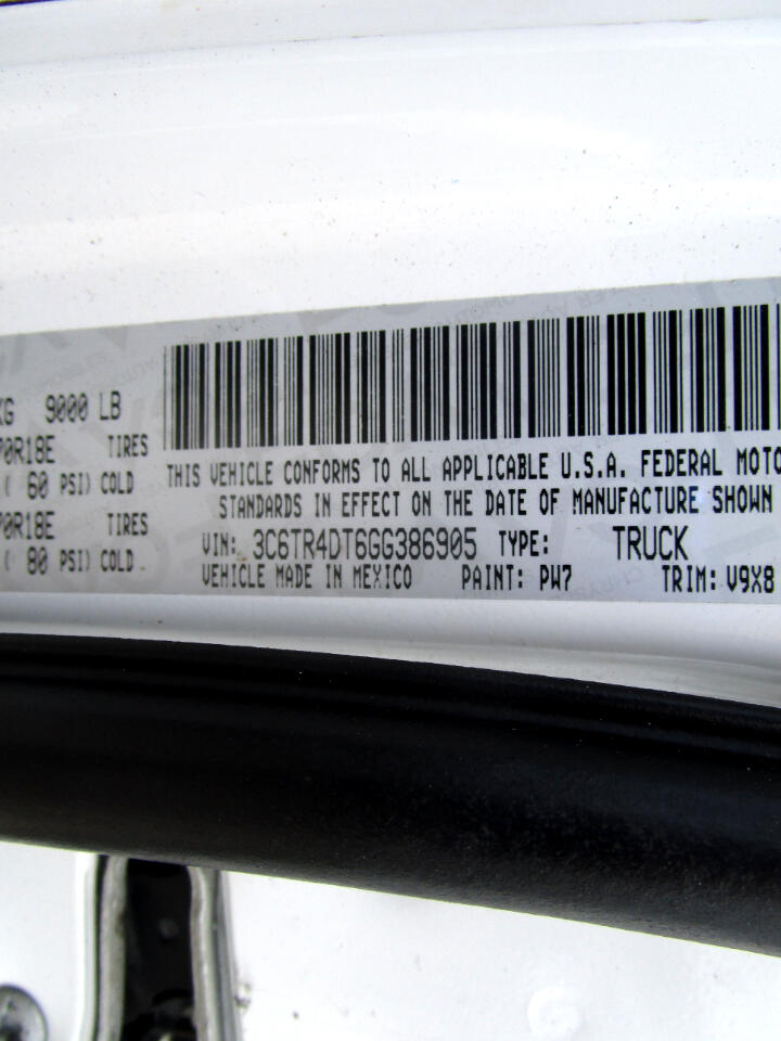 RAM 2500 SLT Crew Cab SWB 2WD 2016 RAM 2500 SLT Crew Cab SWB 2WD 2016