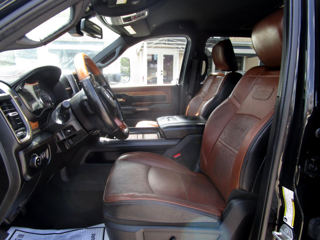 RAM 3500 Longhorn Crew Cab LWB 4WD DRW 2021 RAM 3500 Longhorn Crew Cab LWB 4WD DRW 2021