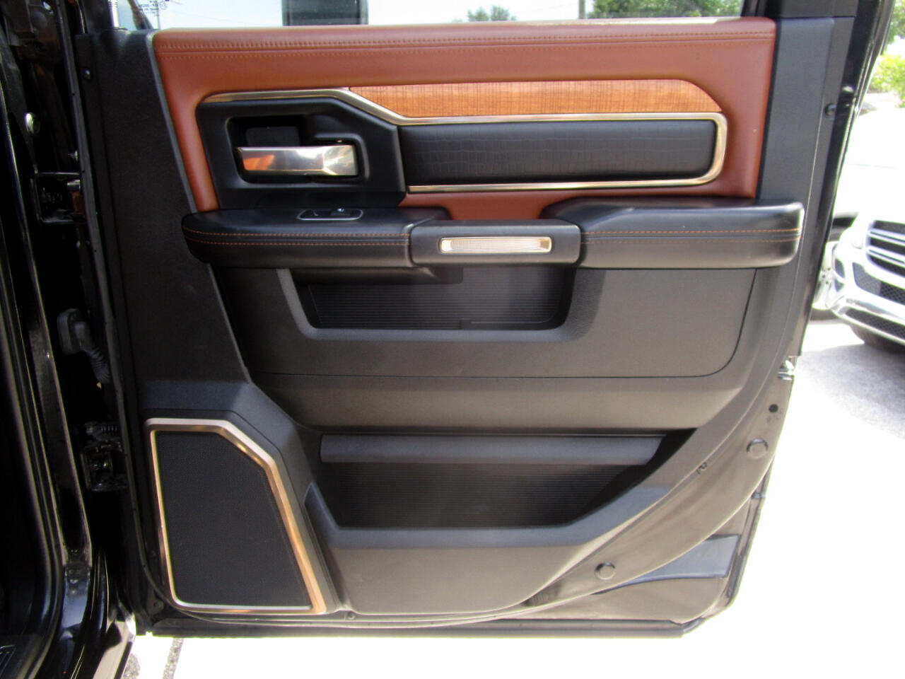 RAM 3500 Longhorn Crew Cab LWB 4WD DRW 2021 RAM 3500 Longhorn Crew Cab LWB 4WD DRW 2021