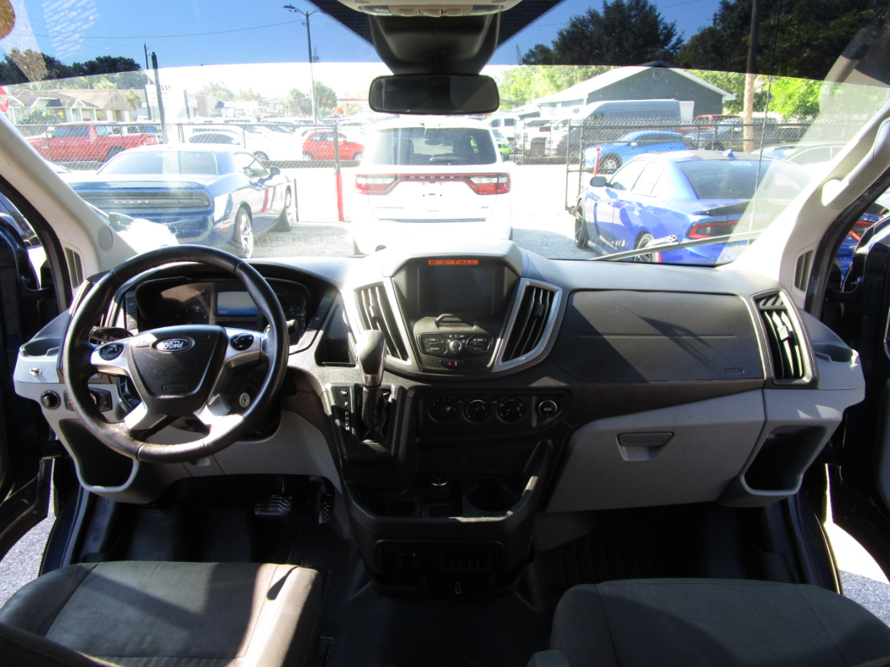 Ford Transit 350 Wagon Med. Roof XL w/Sliding Pass. 148-in. WB 2017 Ford Transit 350 Wagon Med. Roof XL w/Sliding Pass. 148-in. WB 2017