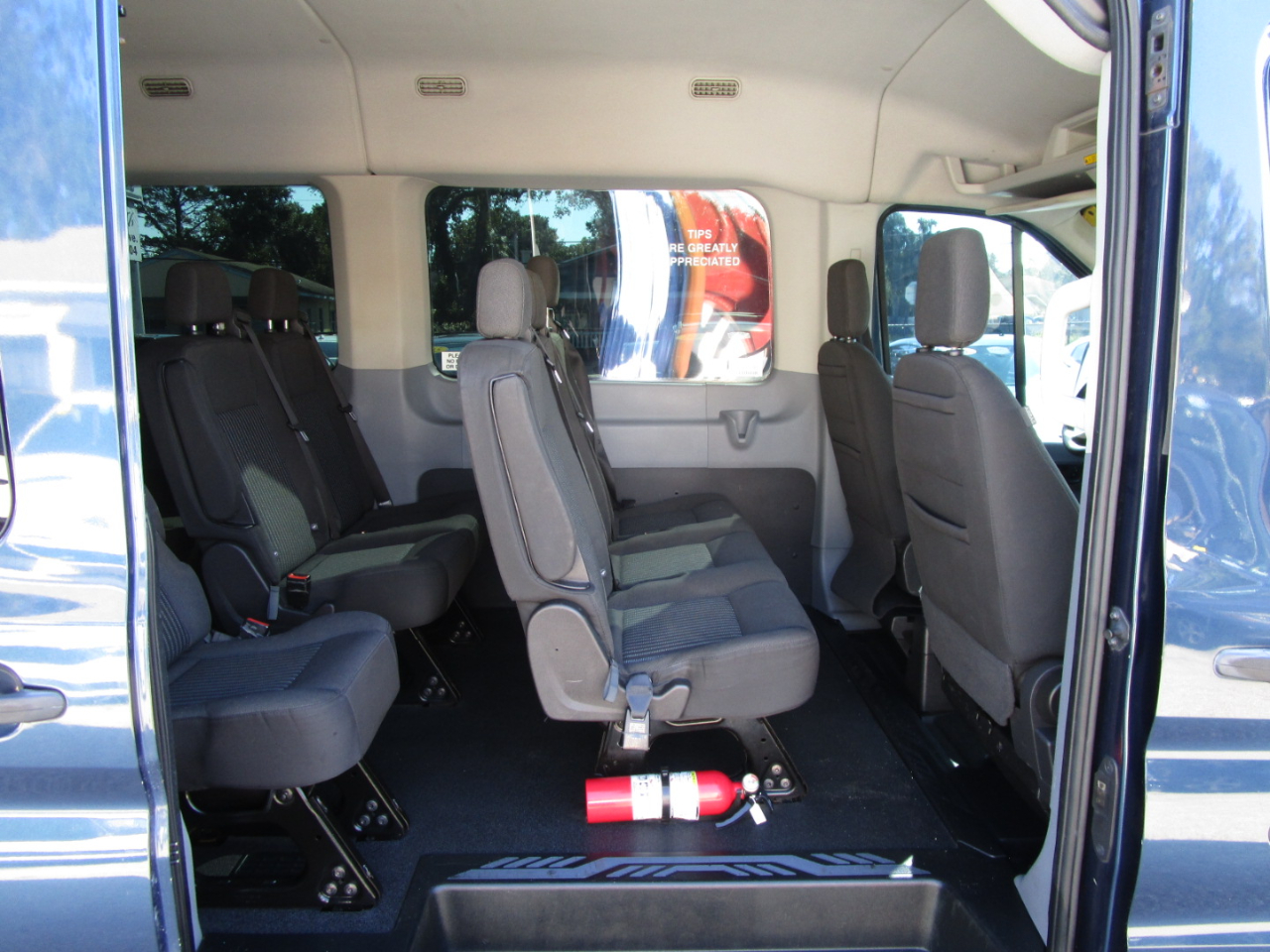 Ford Transit 350 Wagon Med. Roof XL w/Sliding Pass. 148-in. WB 2017 Ford Transit 350 Wagon Med. Roof XL w/Sliding Pass. 148-in. WB 2017