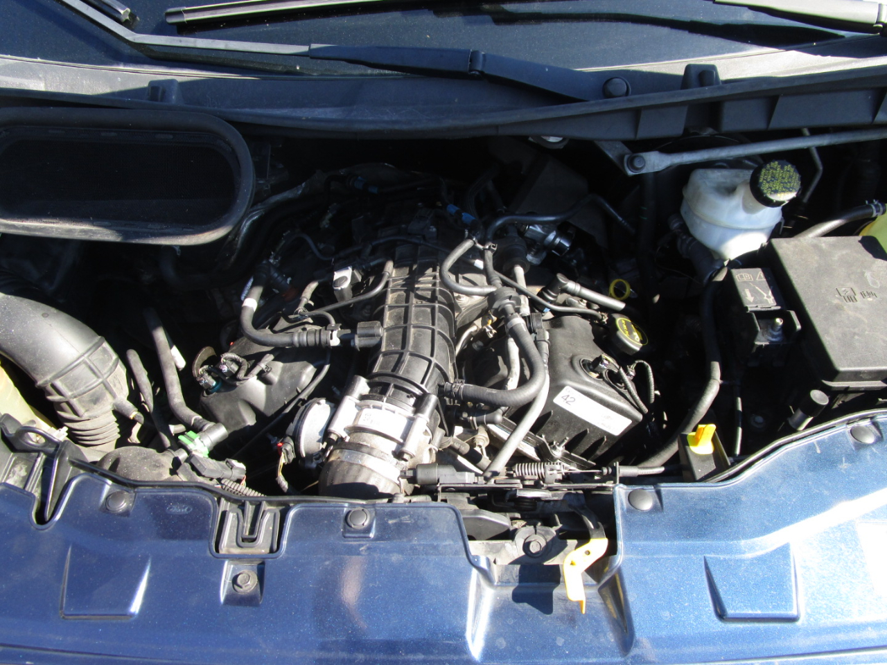 Ford Transit 350 Wagon Med. Roof XL w/Sliding Pass. 148-in. WB 2017 Ford Transit 350 Wagon Med. Roof XL w/Sliding Pass. 148-in. WB 2017