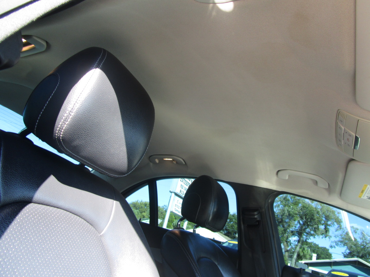 Mercedes-Benz C-Class C300 Sedan 2015 Mercedes-Benz C-Class C300 Sedan 2015