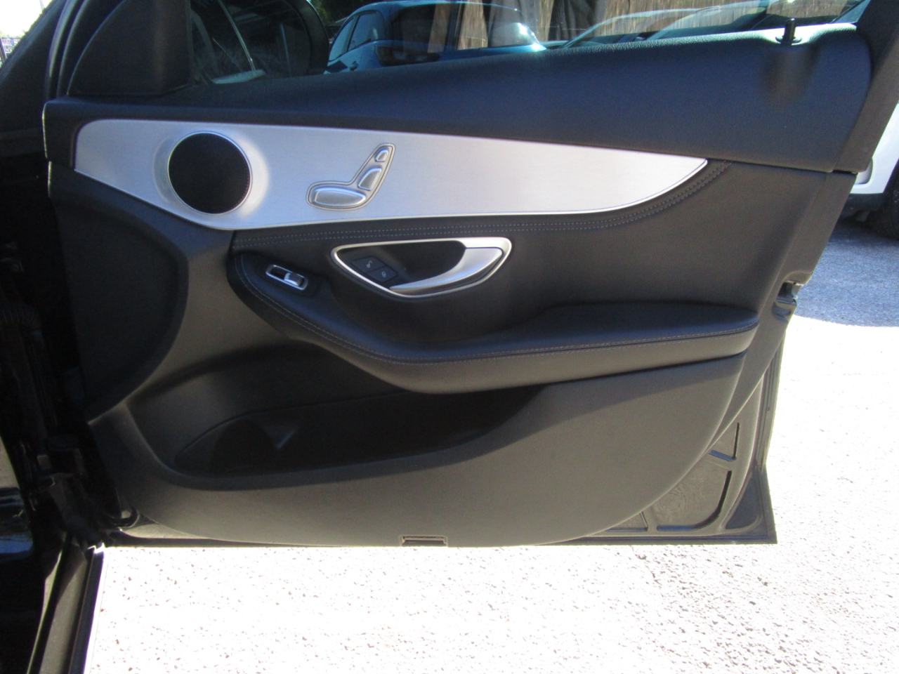 Mercedes-Benz C-Class C300 Sedan 2015 Mercedes-Benz C-Class C300 Sedan 2015