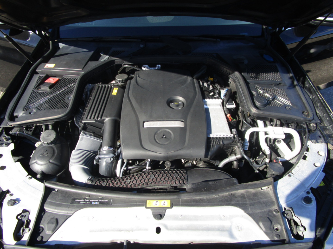 Mercedes-Benz C-Class C300 Sedan 2015 Mercedes-Benz C-Class C300 Sedan 2015