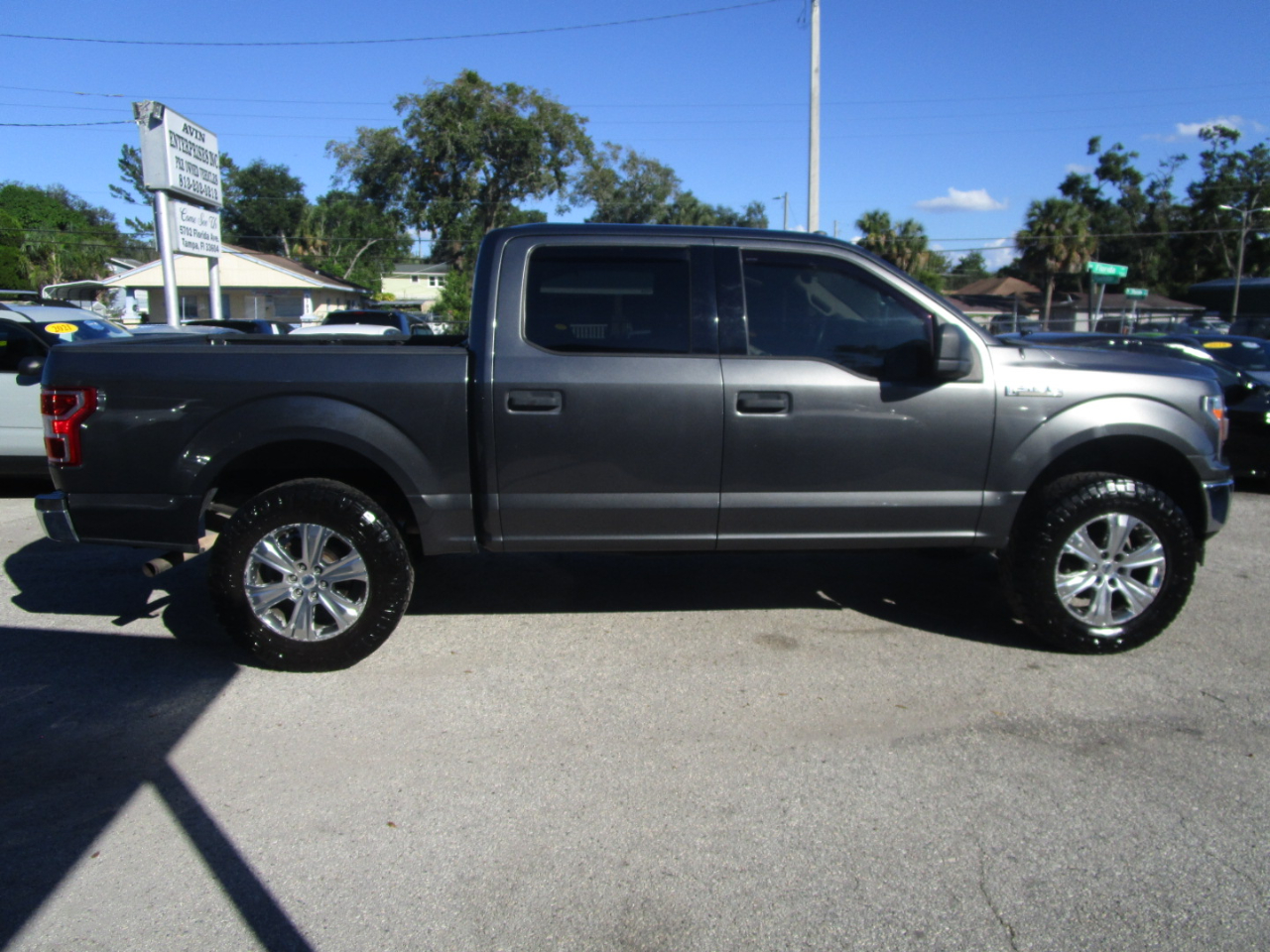 Ford F-150 XLT SuperCrew 5.5-ft. Bed 2WD 2018 Ford F-150 XLT SuperCrew 5.5-ft. Bed 2WD 2018