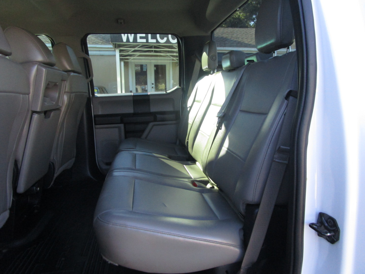 Ford F-250 SD King Ranch Crew Cab 4WD 2018 Ford F-250 SD King Ranch Crew Cab 4WD 2018