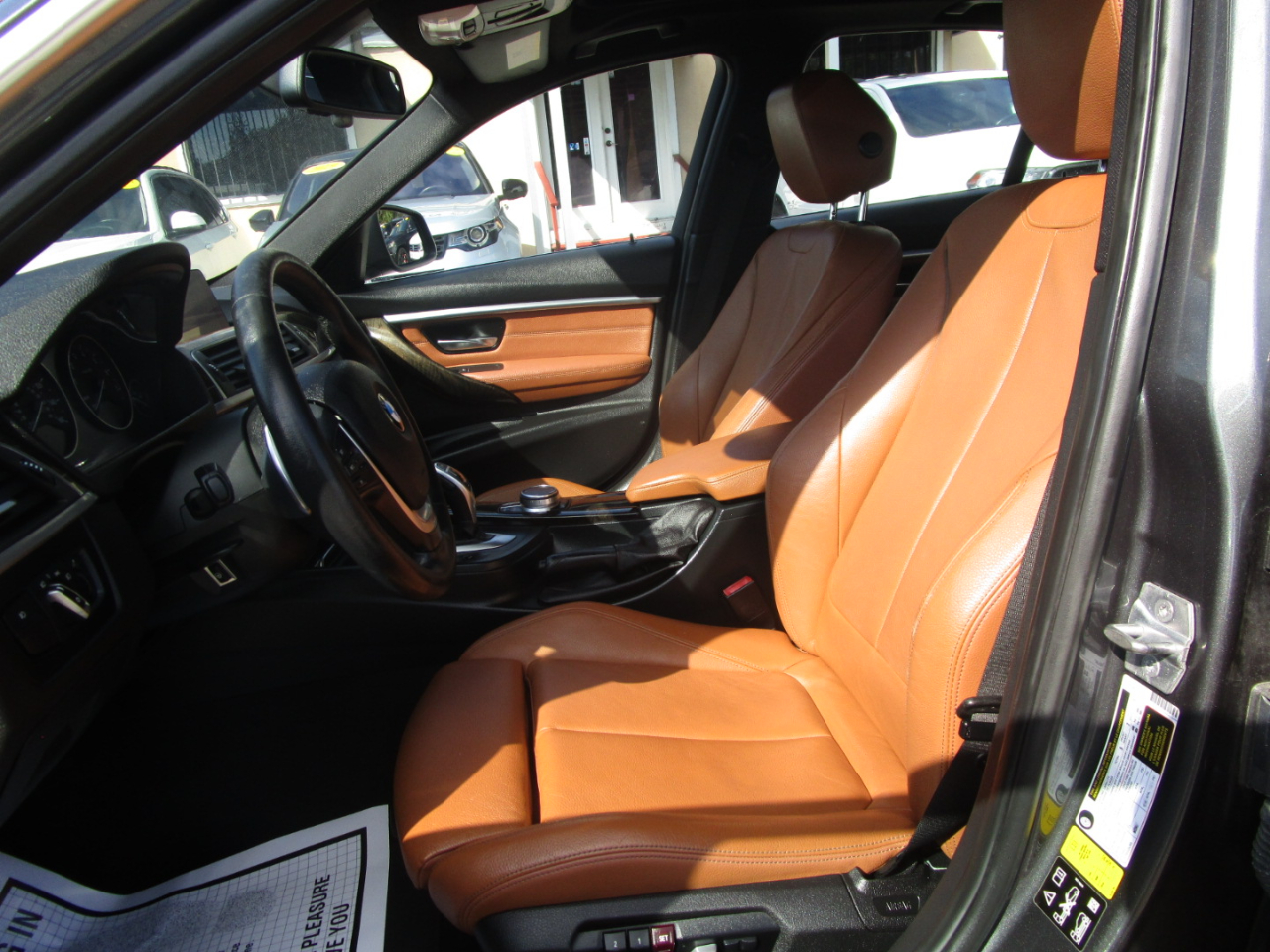 BMW 3-Series 330i xDrive SULEV Sedan 2017 BMW 3-Series 330i xDrive SULEV Sedan 2017