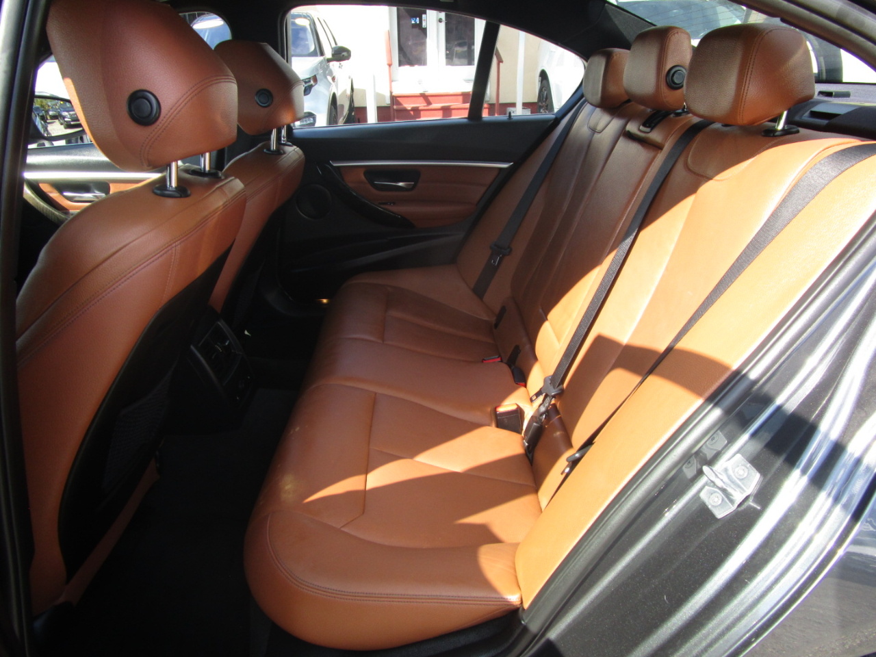 BMW 3-Series 330i xDrive SULEV Sedan 2017 BMW 3-Series 330i xDrive SULEV Sedan 2017