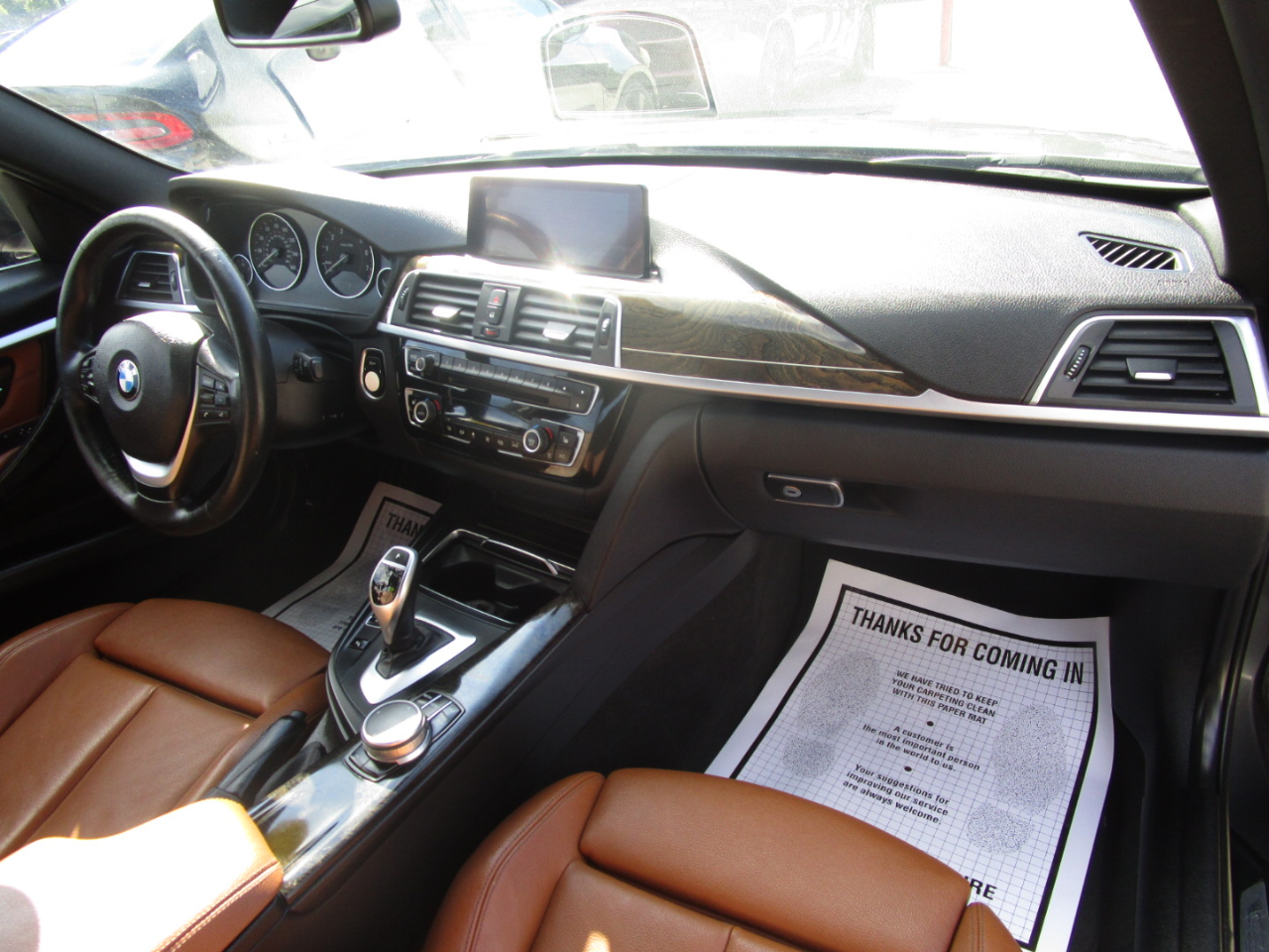 BMW 3-Series 330i xDrive SULEV Sedan 2017 BMW 3-Series 330i xDrive SULEV Sedan 2017