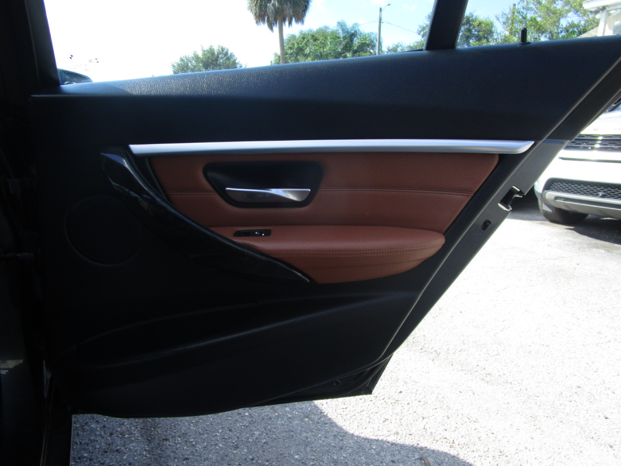 BMW 3-Series 330i xDrive SULEV Sedan 2017 BMW 3-Series 330i xDrive SULEV Sedan 2017