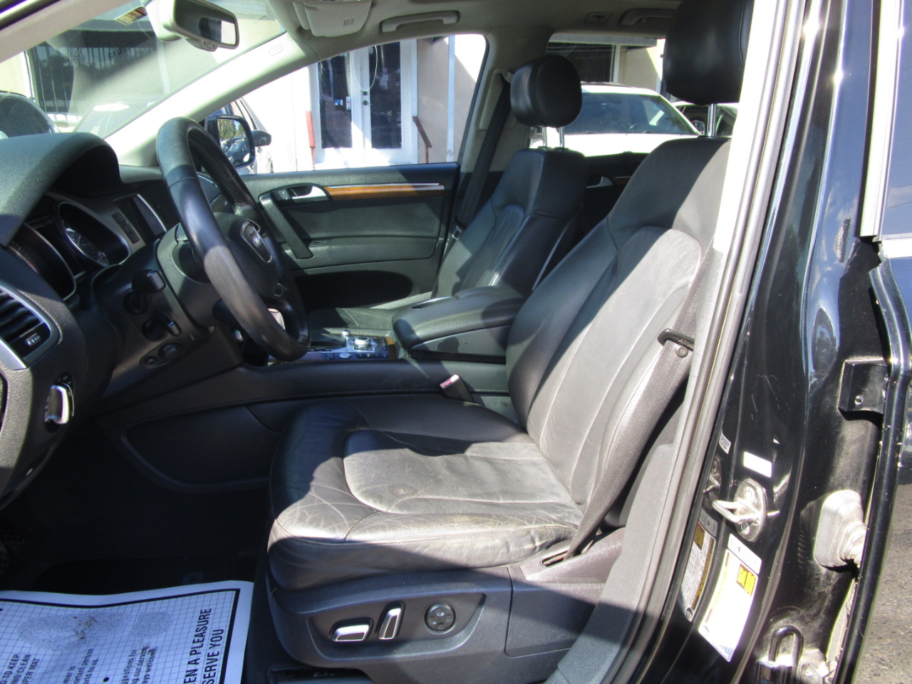 Audi Q7 3.0T Premium Plus quattro 2015 Audi Q7 3.0T Premium Plus quattro 2015