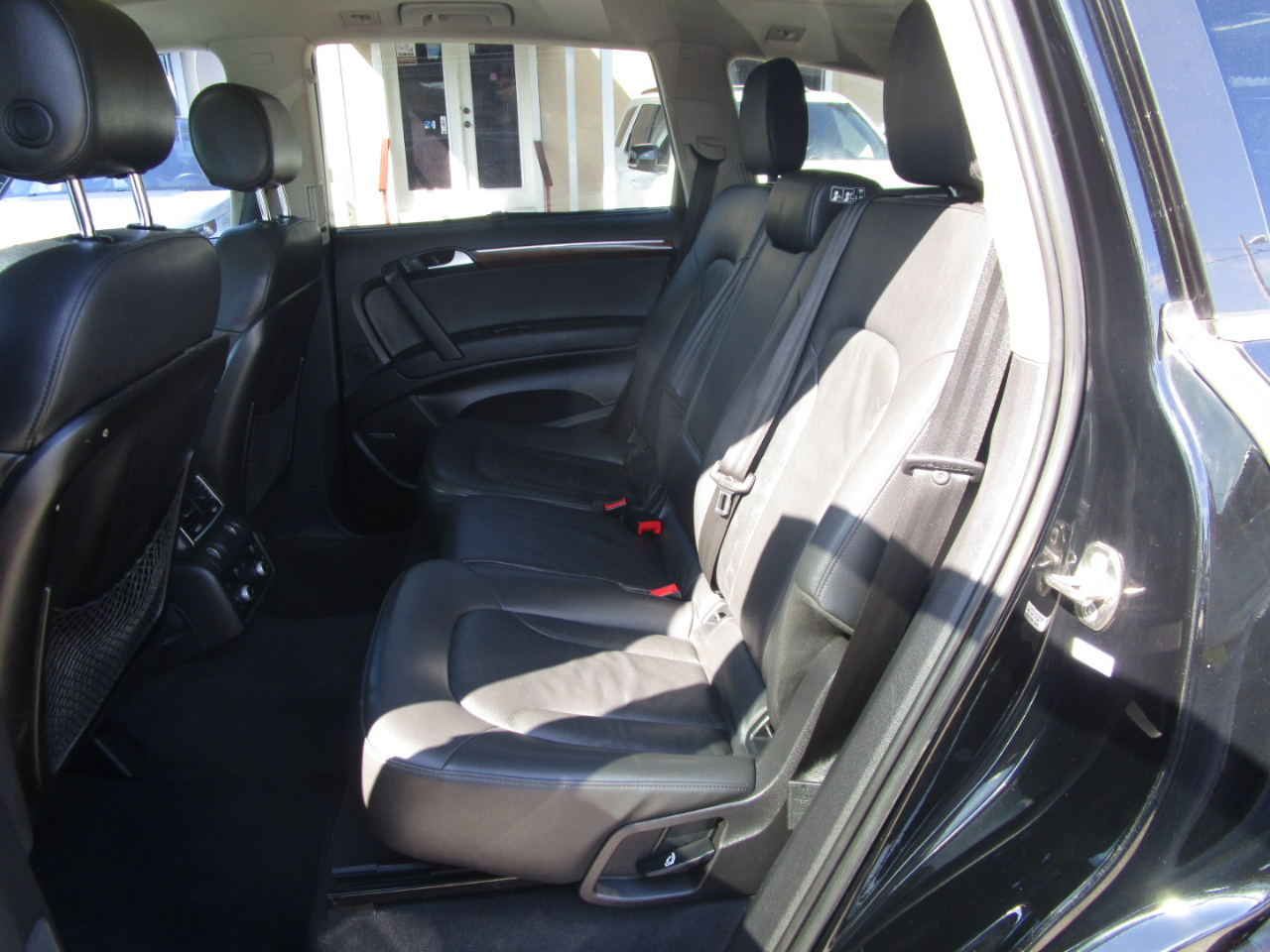 Audi Q7 3.0T Premium Plus quattro 2015 Audi Q7 3.0T Premium Plus quattro 2015