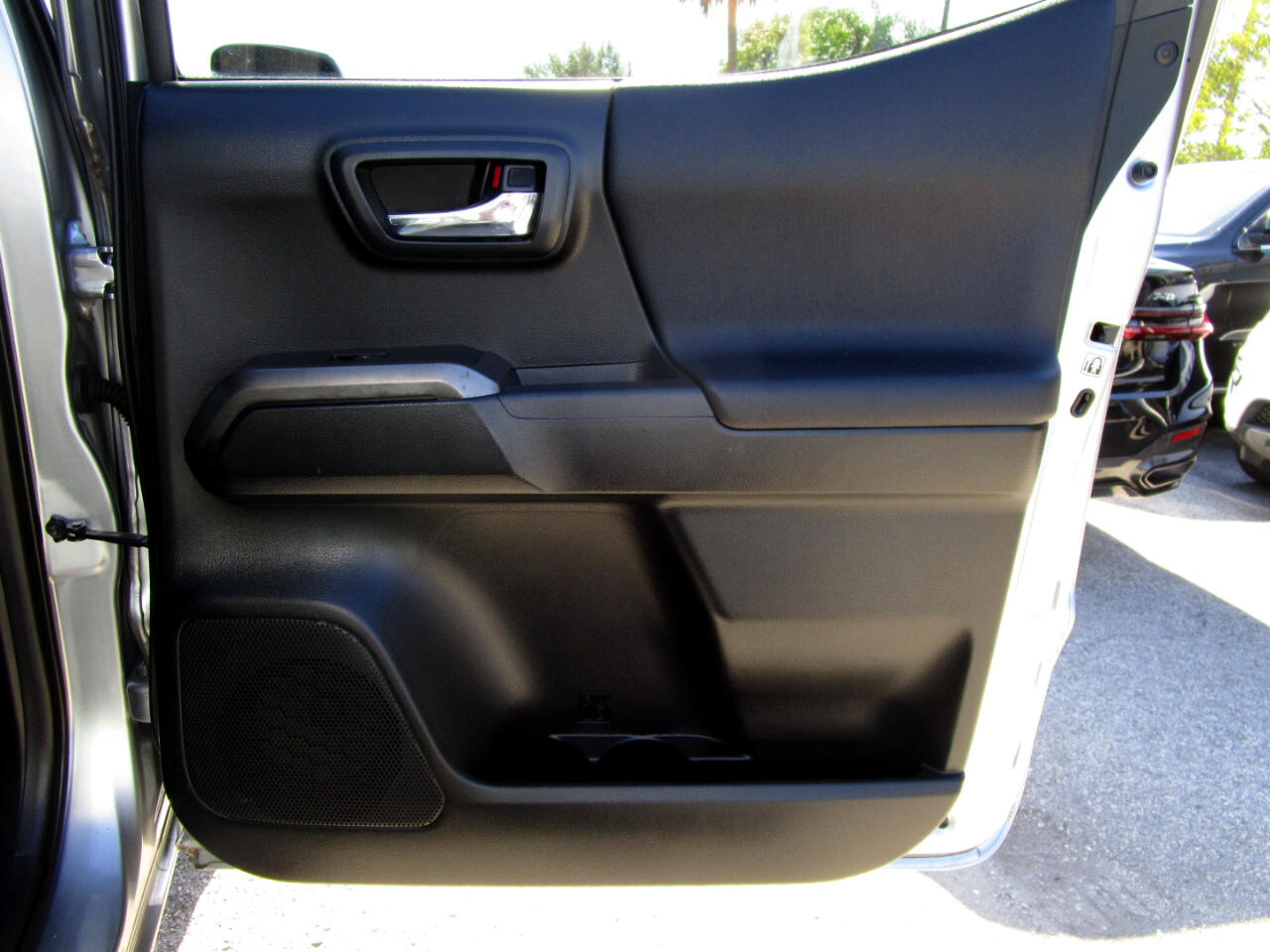 Toyota Tacoma SR5 Double Cab Long Bed V6 6AT 4WD 2017