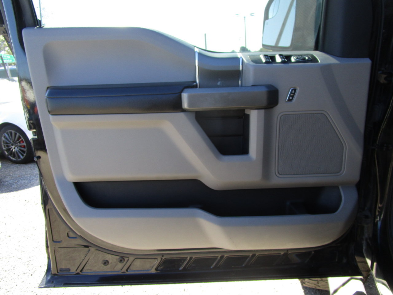 Ford F-150 XLT SuperCrew 5.5-ft. Bed 4WD 2018