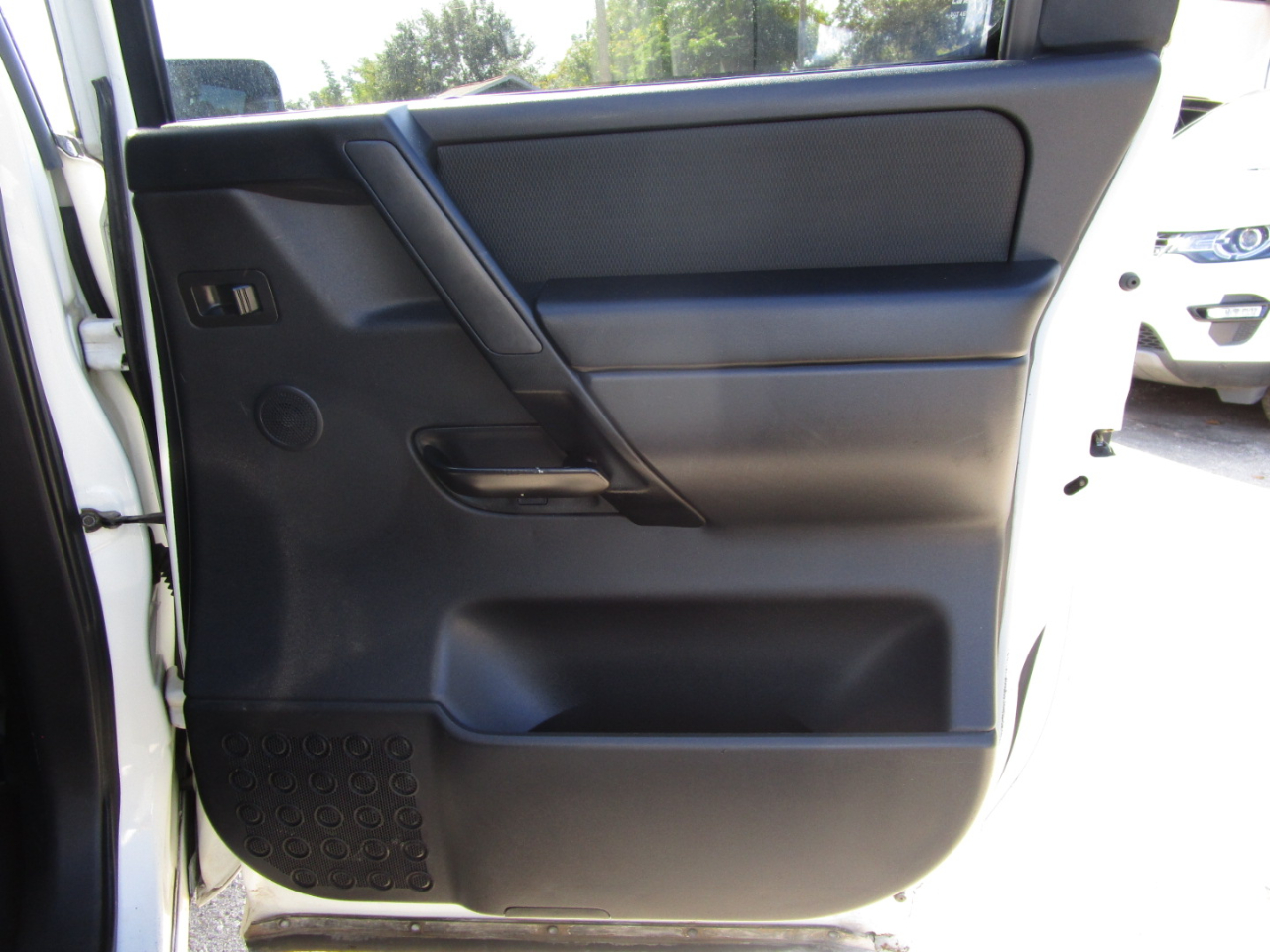 Nissan Titan LE Crew Cab 2WD SWB 2008