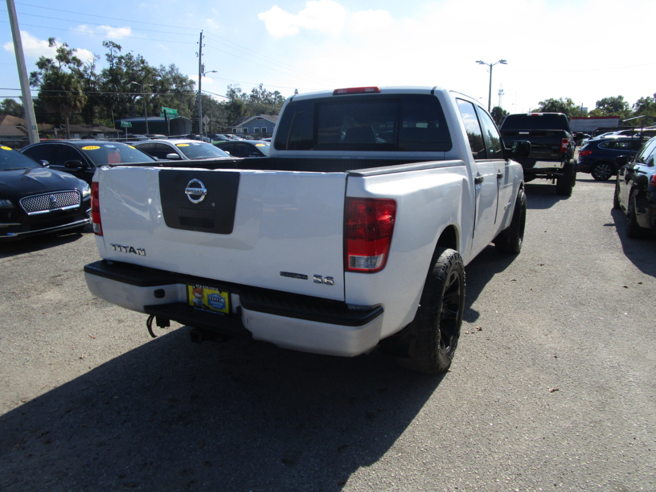 Nissan Titan LE Crew Cab 2WD SWB 2008