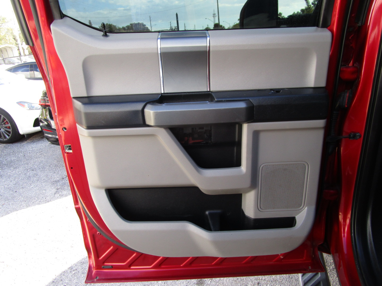 Ford F-150 XLT SuperCrew 5.5-ft. Bed 2WD 2016