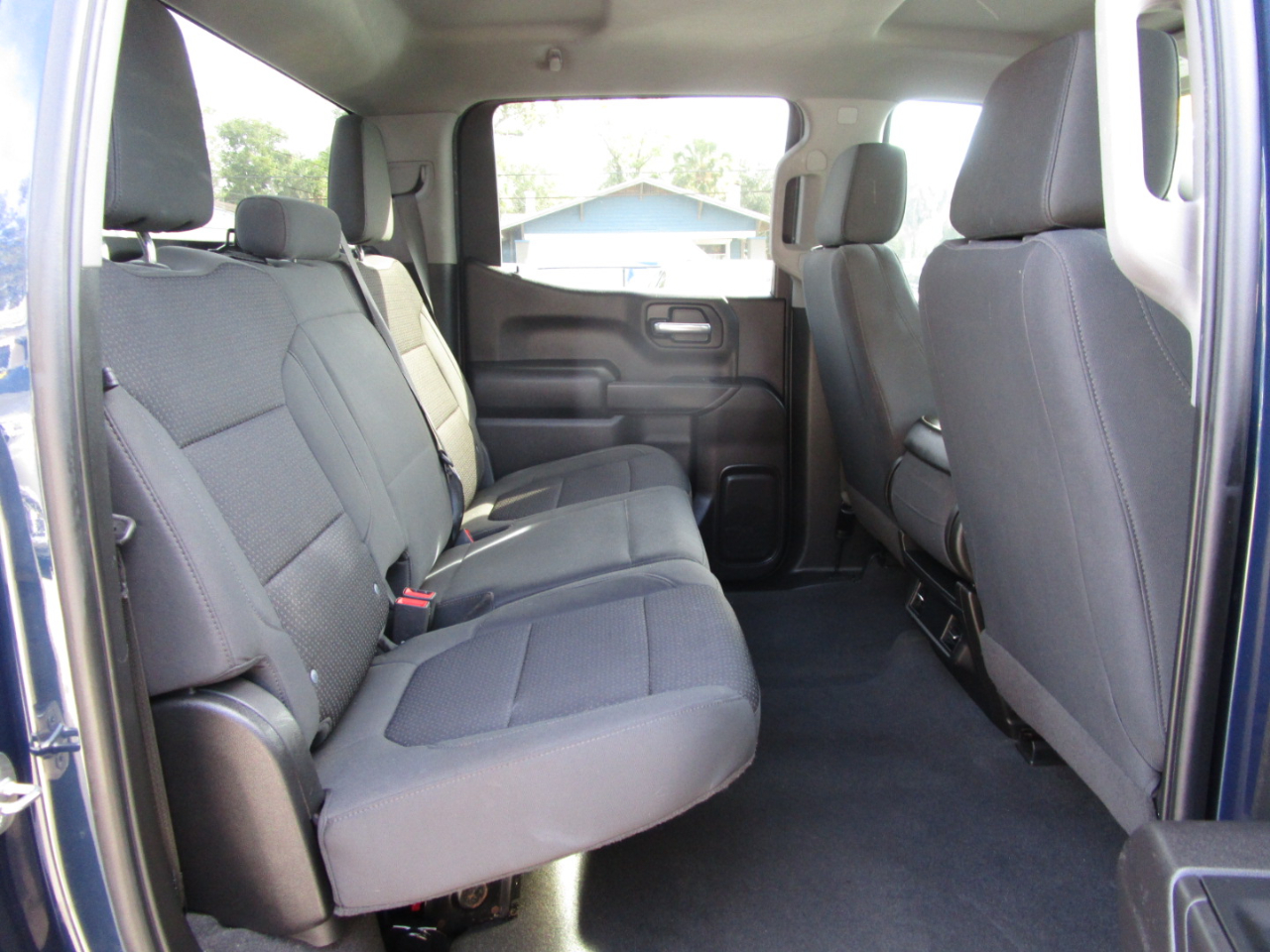 Chevrolet Silverado 1500 Custom Crew Cab Short Box 2WD 2020