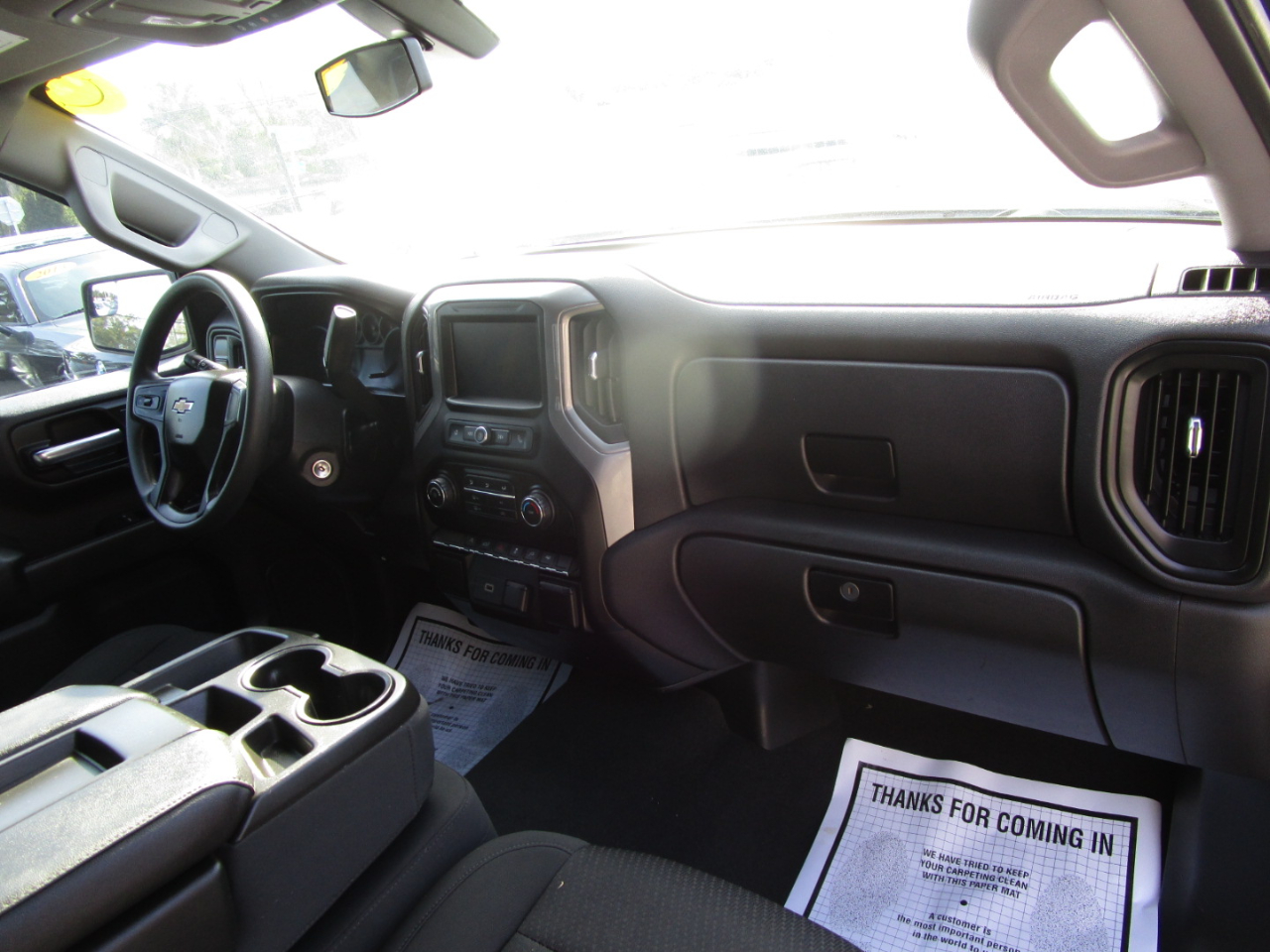 Chevrolet Silverado 1500 Custom Crew Cab Short Box 2WD 2020