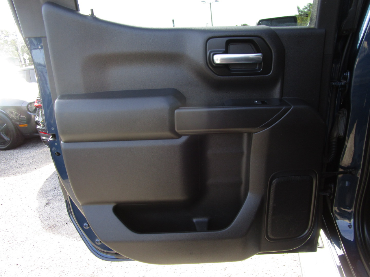 Chevrolet Silverado 1500 Custom Crew Cab Short Box 2WD 2020