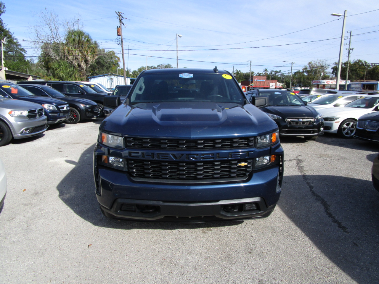 Chevrolet Silverado 1500 Custom Crew Cab Short Box 2WD 2020