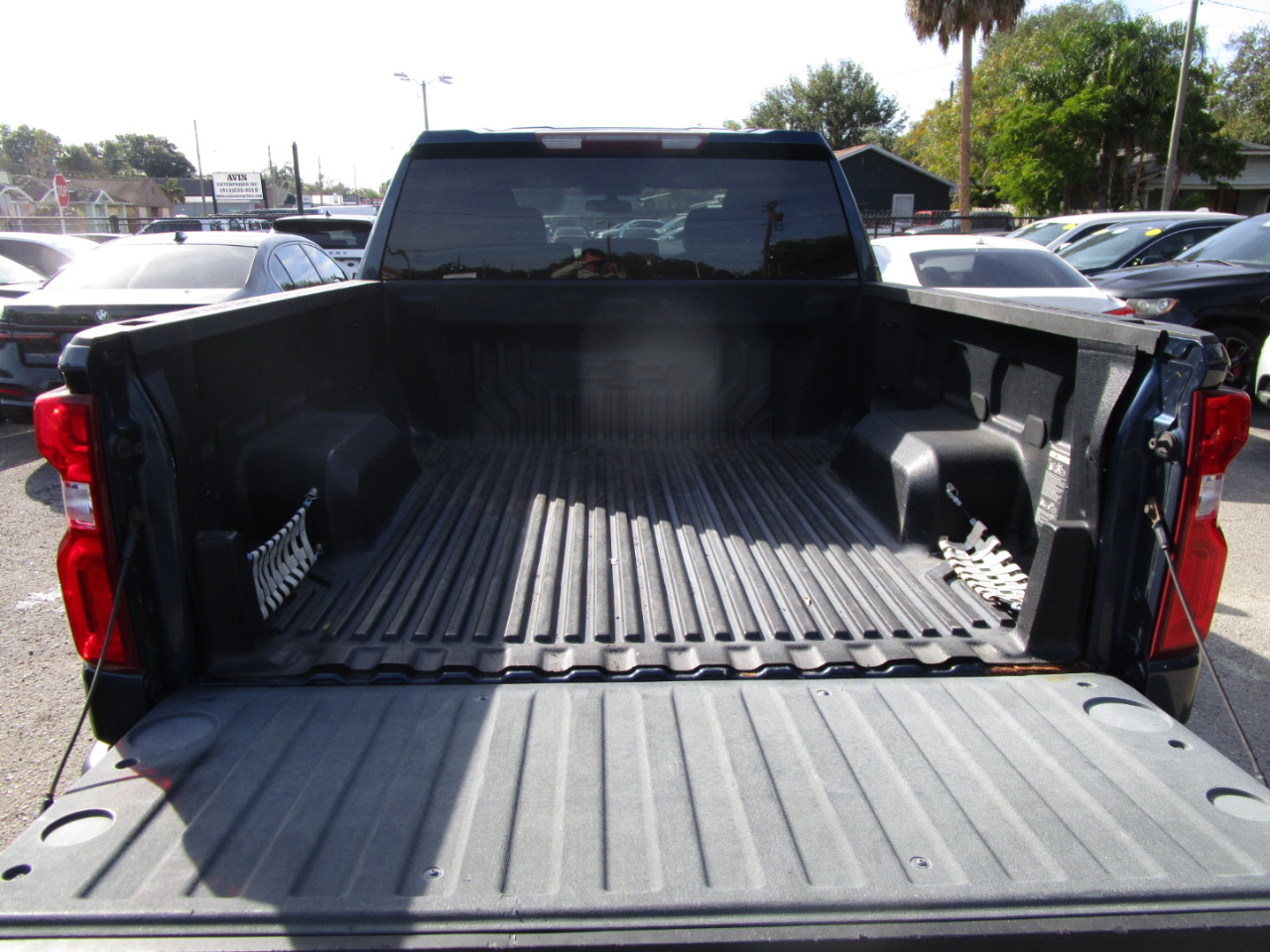 Chevrolet Silverado 1500 Custom Crew Cab Short Box 2WD 2020
