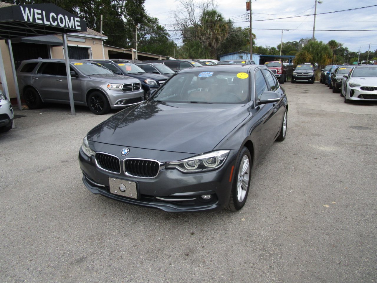 BMW 3-Series 330i xDrive SULEV Sedan 2017