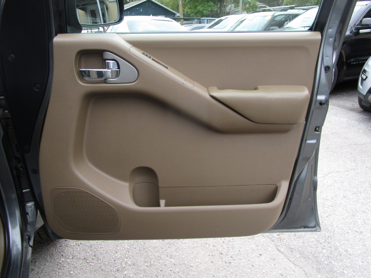 Nissan Frontier LE Crew Cab 4WD 2007