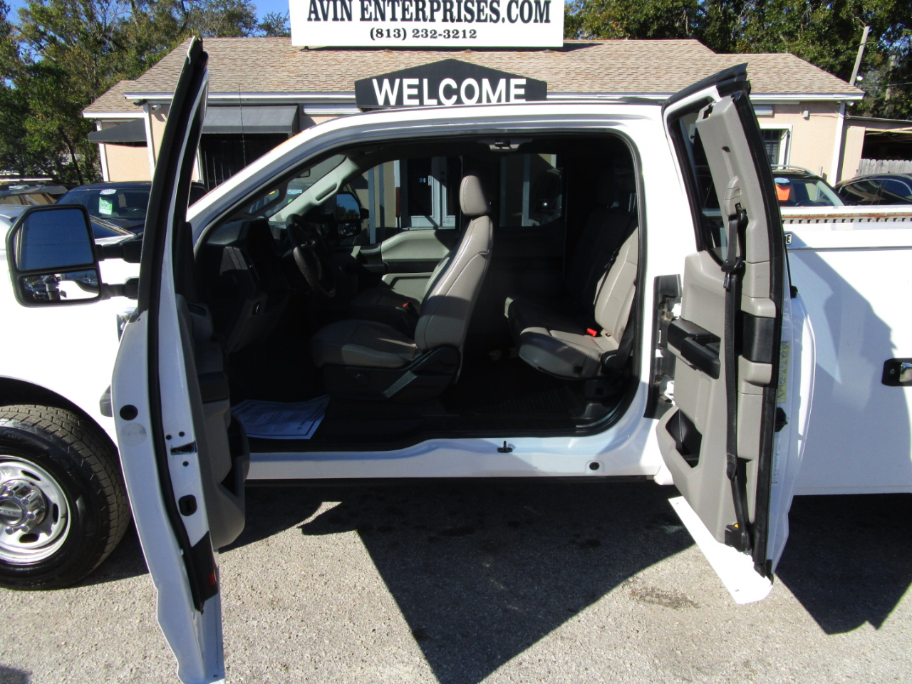 Ford F-350 SD Lariat SuperCab 2WD 2020