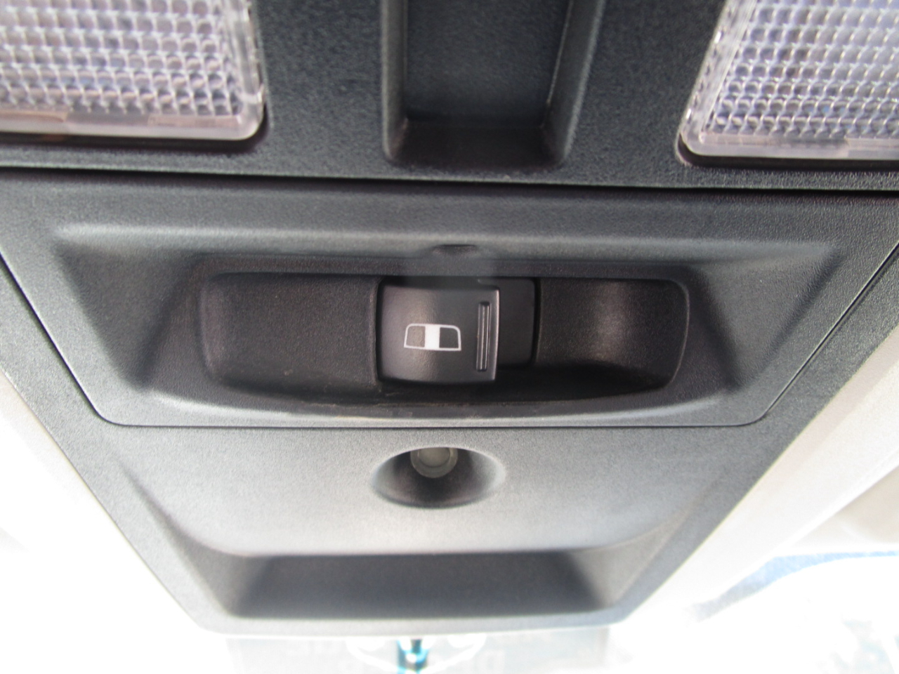 RAM 2500 Laramie Crew Cab LWB 4WD 2011