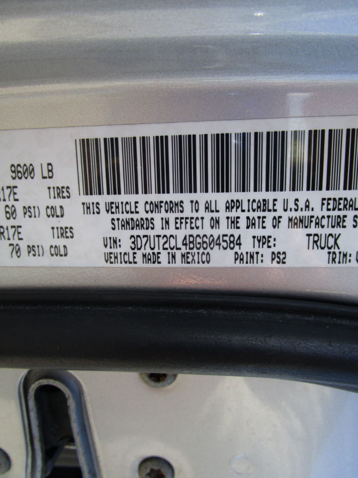 RAM 2500 Laramie Crew Cab LWB 4WD 2011