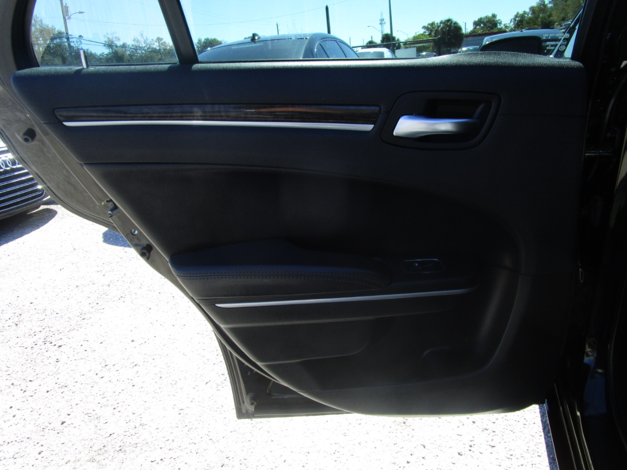 Chrysler 300 Limited RWD 2019