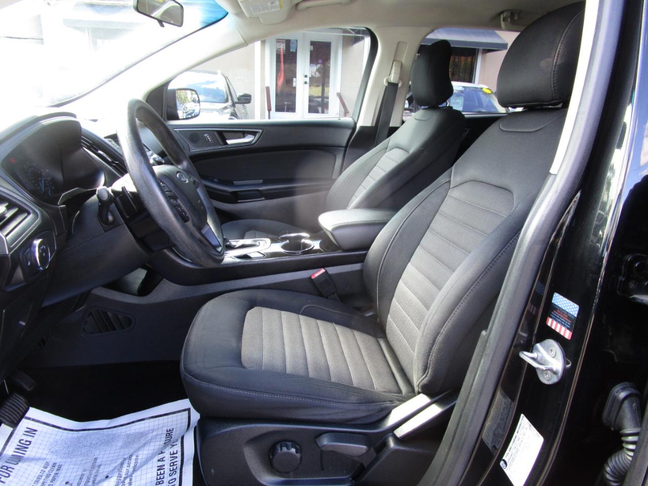 Ford Edge SE FWD 2017