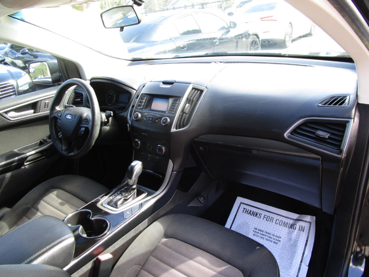 Ford Edge SE FWD 2017