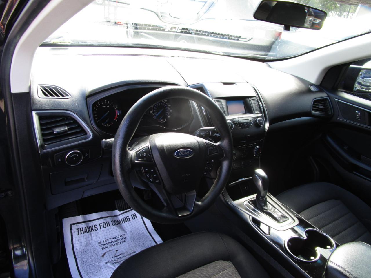 Ford Edge SE FWD 2017