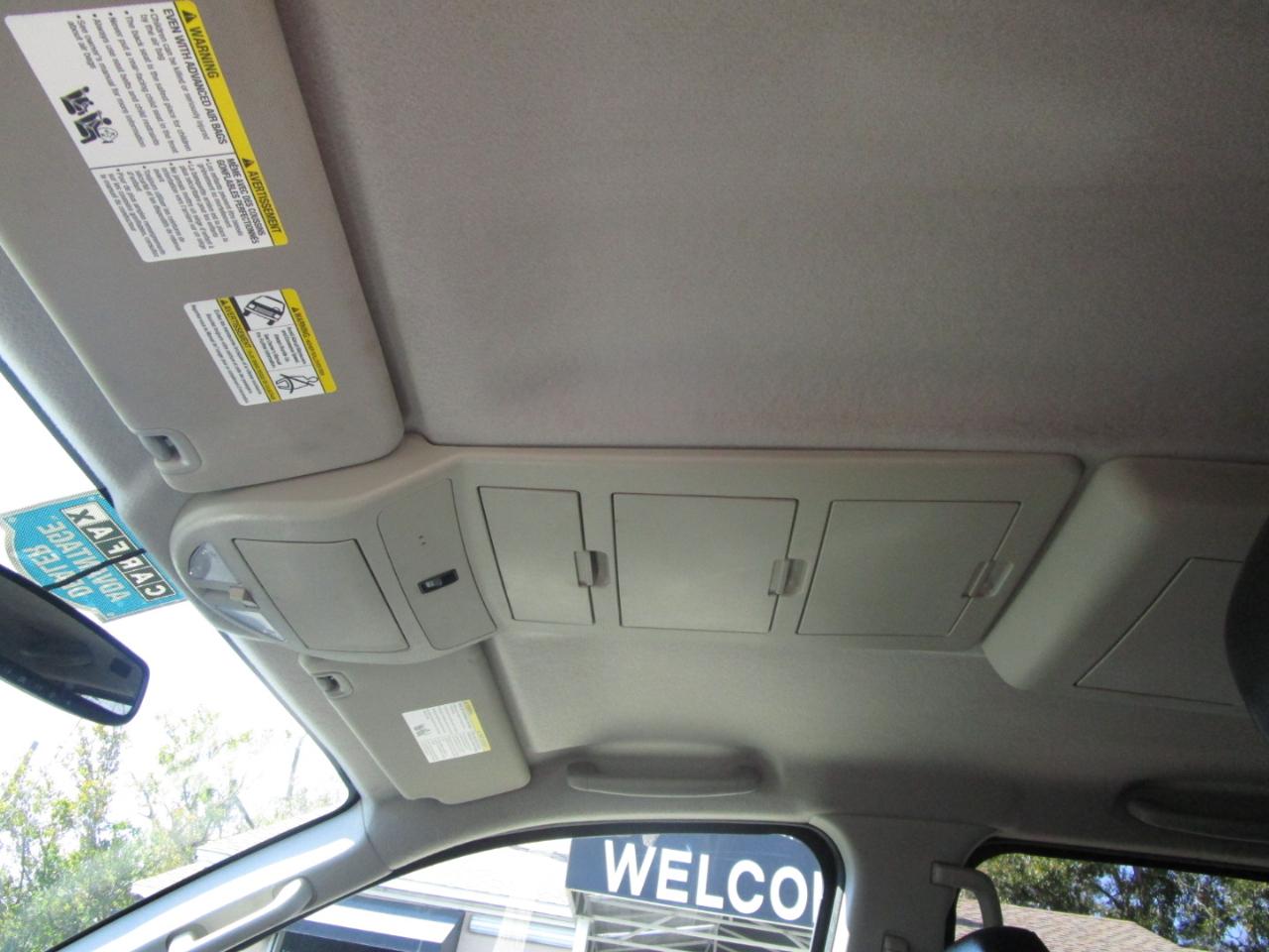 Nissan Titan SV Crew Cab 2WD 2015