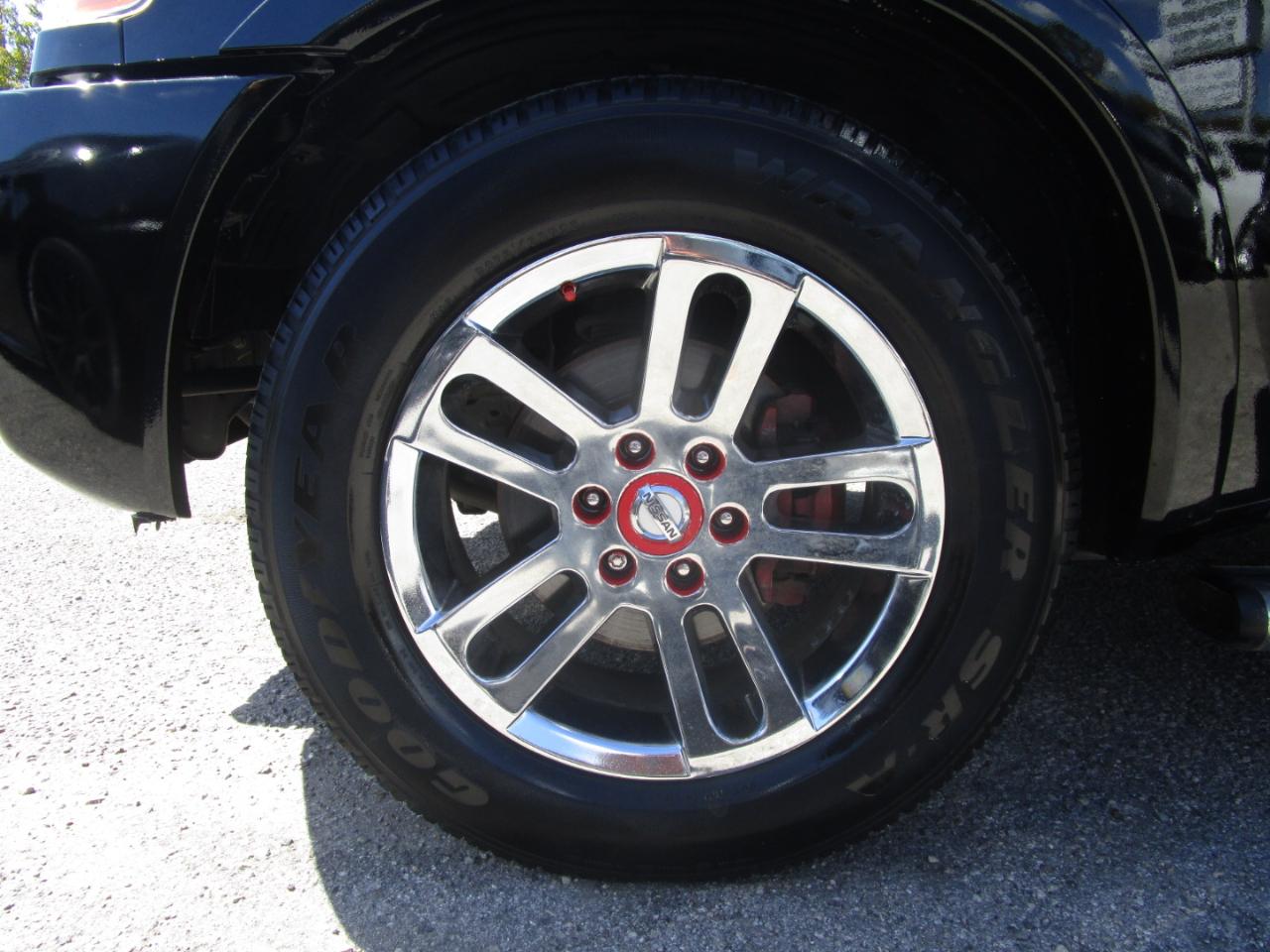 Nissan Titan SV Crew Cab 2WD 2015