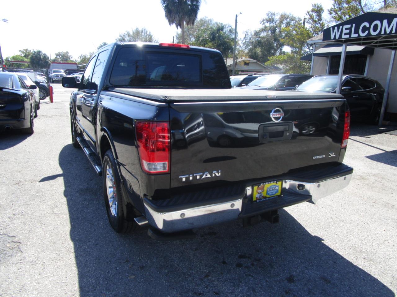 Nissan Titan SV Crew Cab 2WD 2015