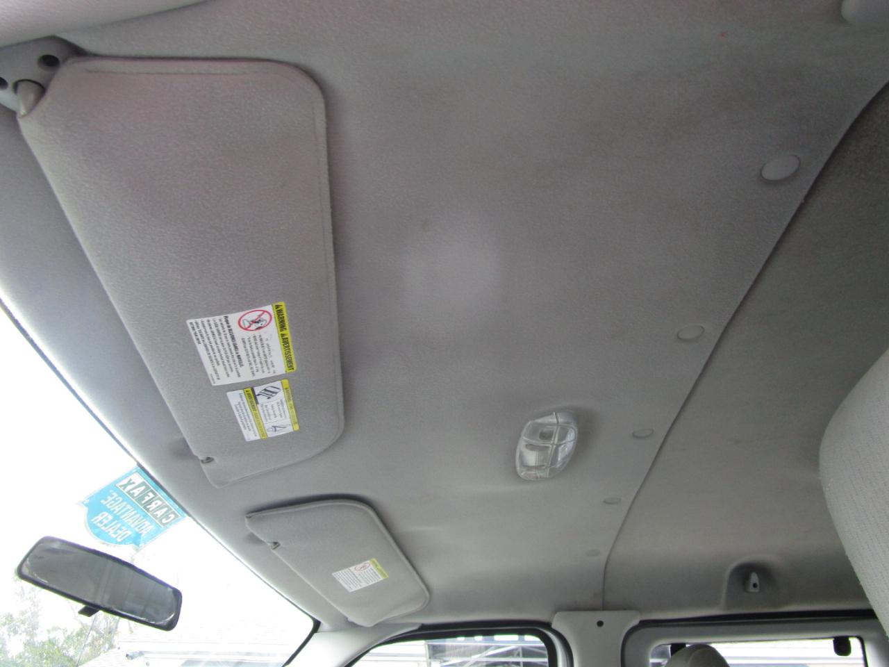 Ford Econoline E-350 XLT Super Duty Extended 2011