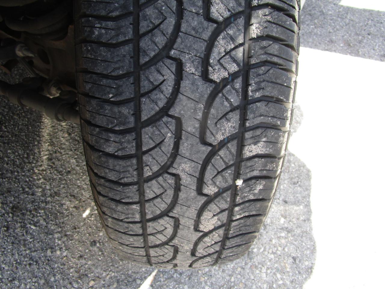 Ford Econoline E-350 XLT Super Duty Extended 2011