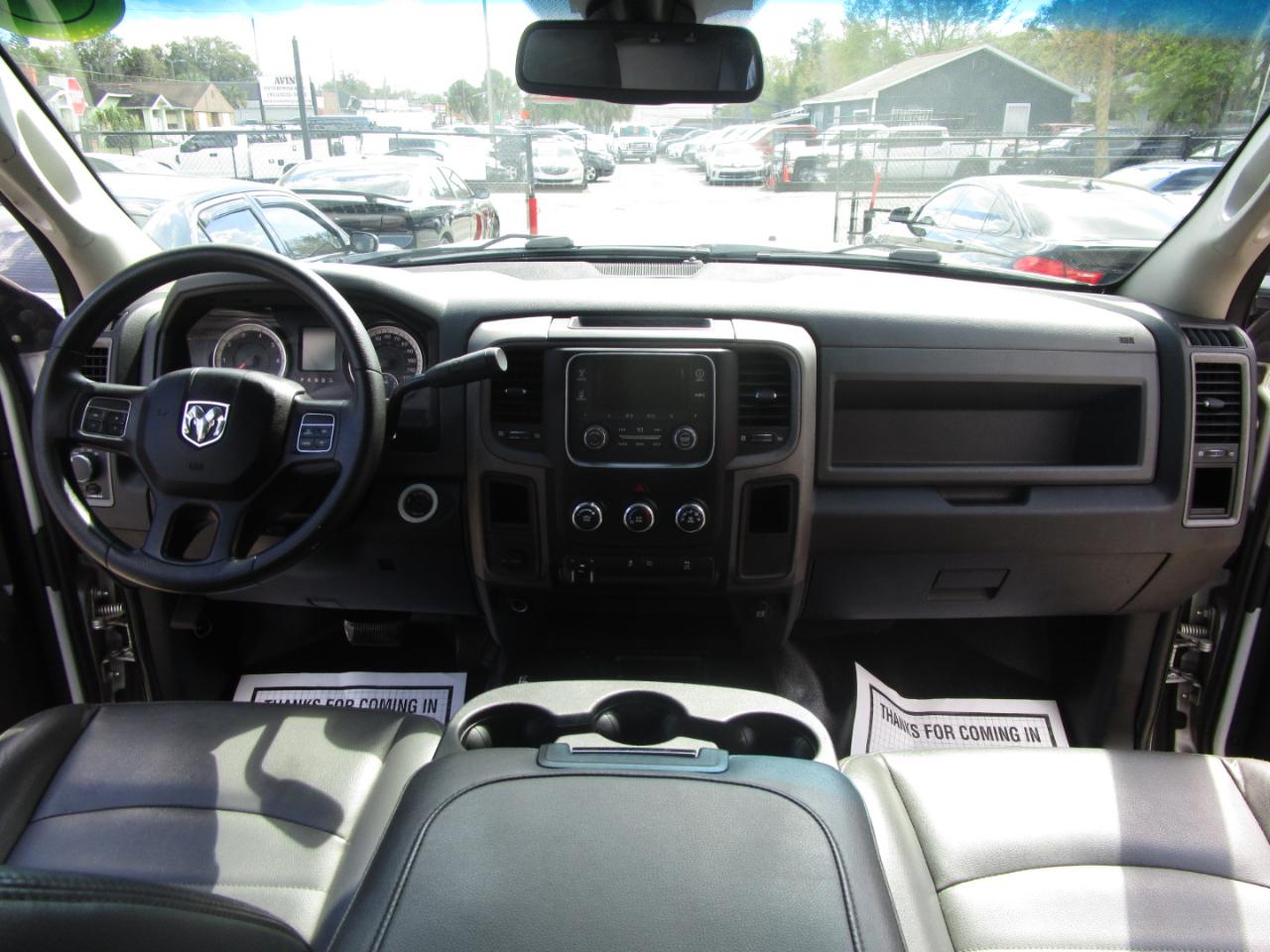 RAM 2500 Tradesman Crew Cab SWB 4WD 2016