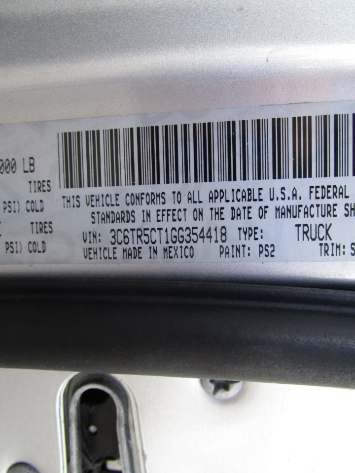 RAM 2500 Tradesman Crew Cab SWB 4WD 2016